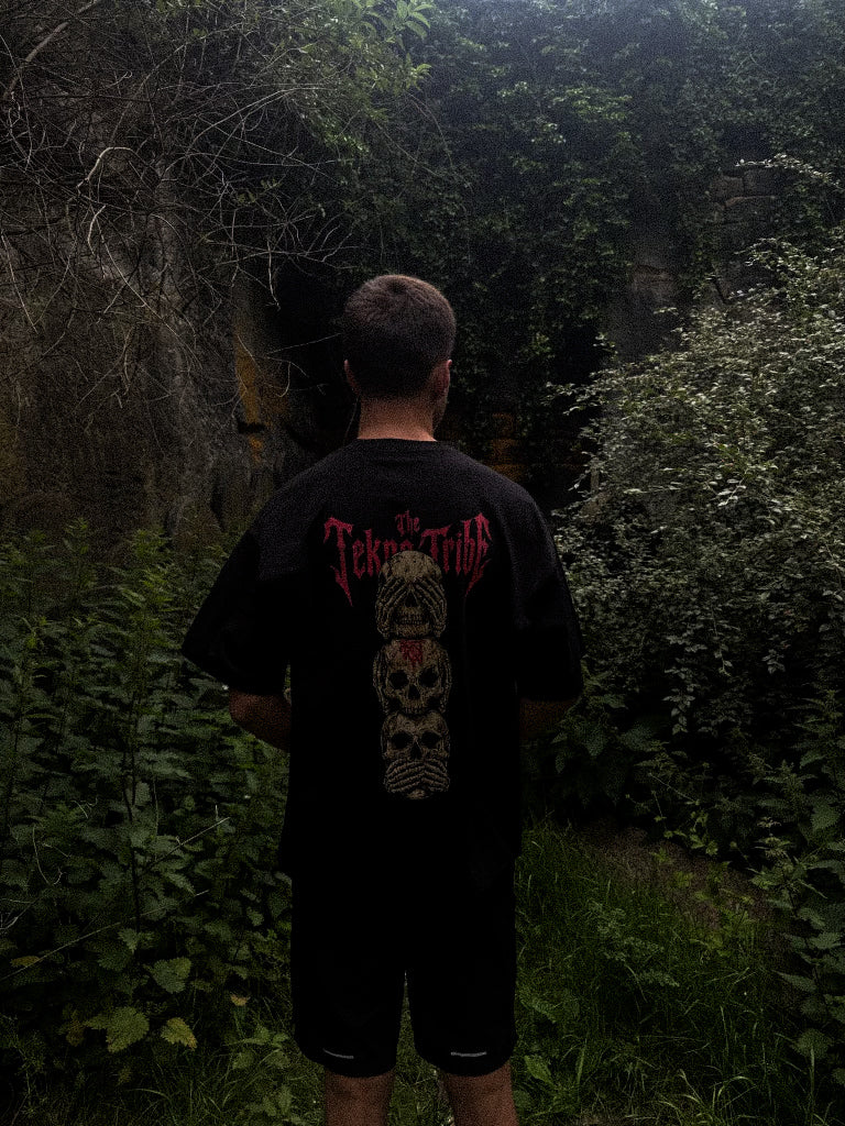 'Three wise Skulls' Tee